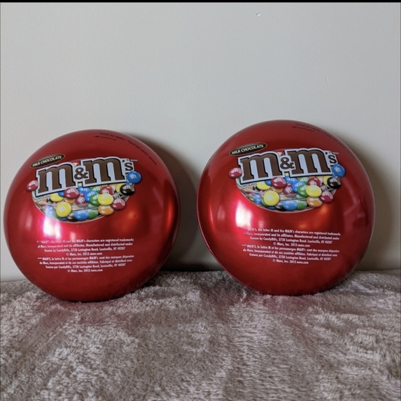 M&M Christmas Tins 2013 - Picture 5 of 9